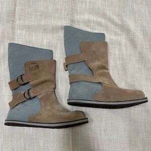 Sorel Brown Suede and Gray Felt Boots Size 5 W/ 37.3